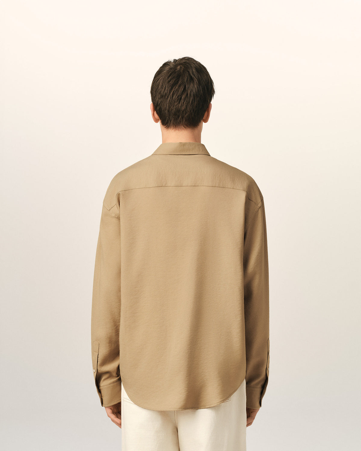 Camisa boxy de sarga de viscosa beige - 5