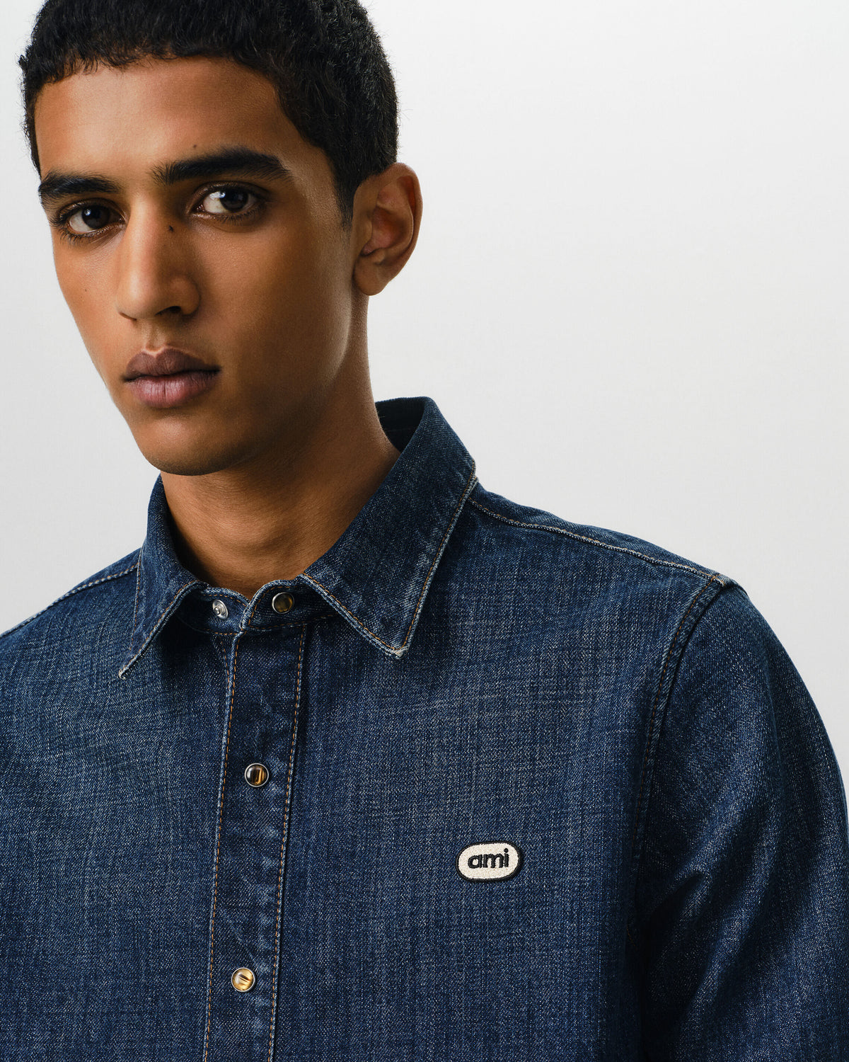 Blue cotton overshirt with Ami patch - 4