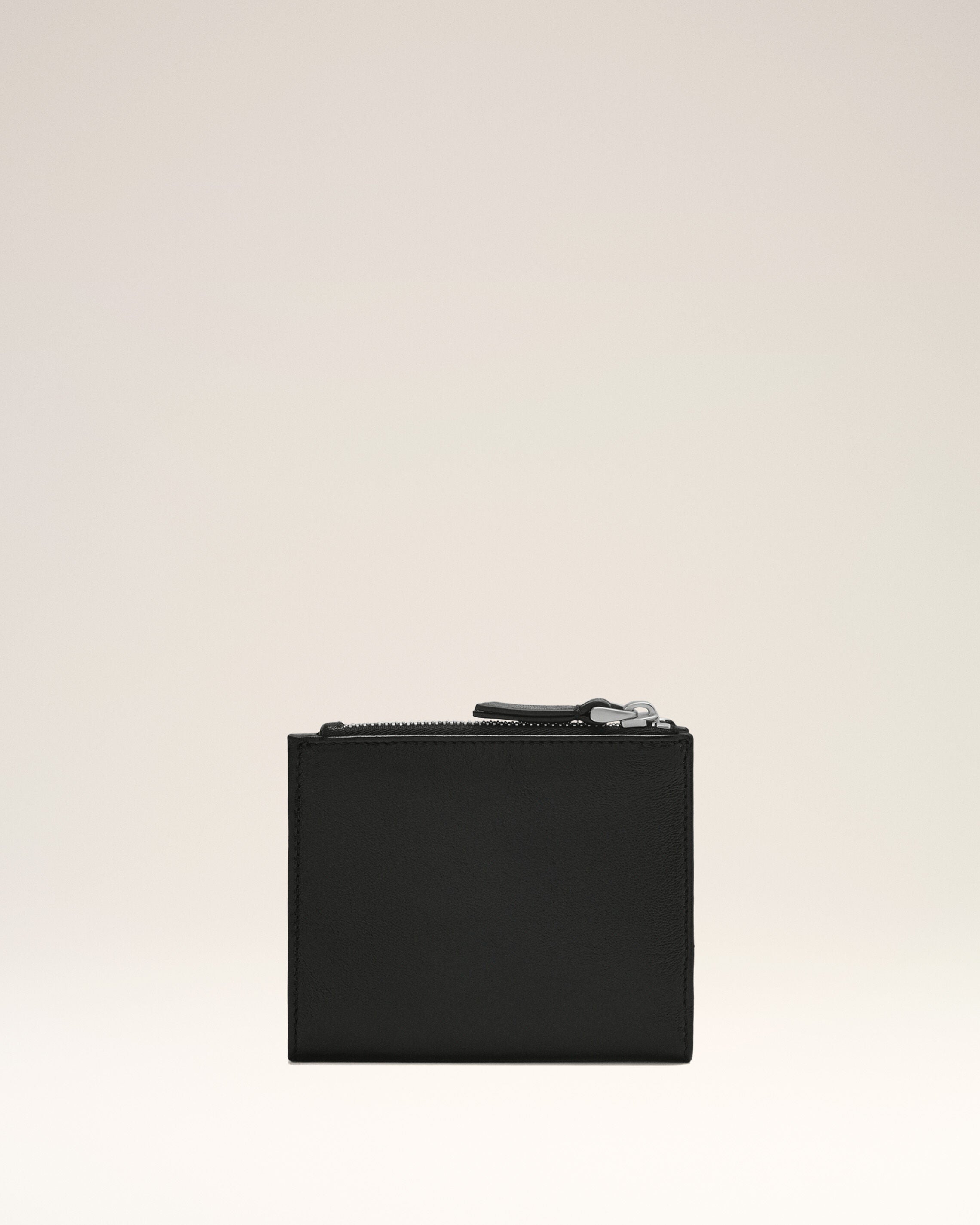 Voulez-Vous フォールドウォレット ブラック | AMI PARIS