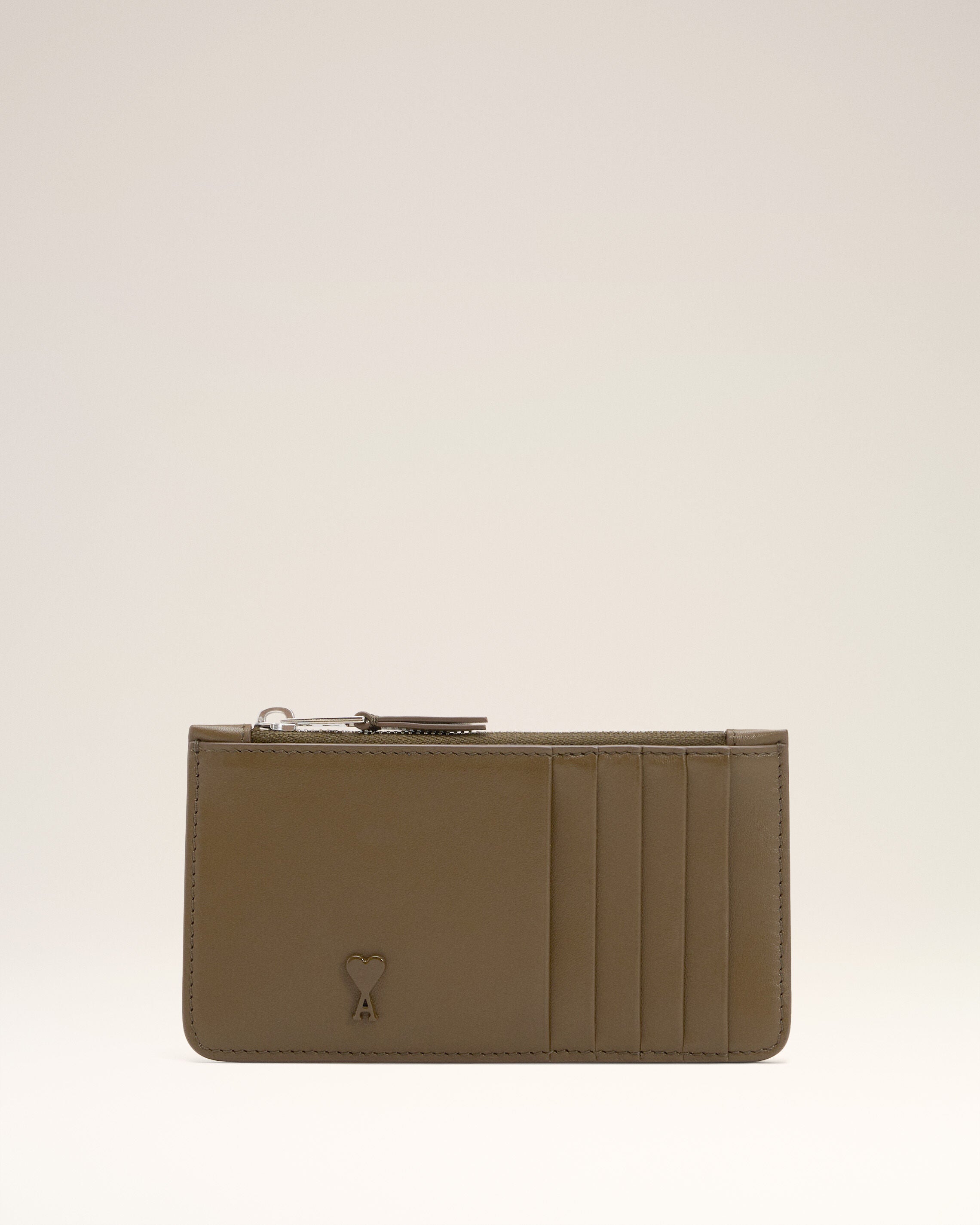 ami⋆* BLACK OLIVE Midi Card Holder | AMI PARIS