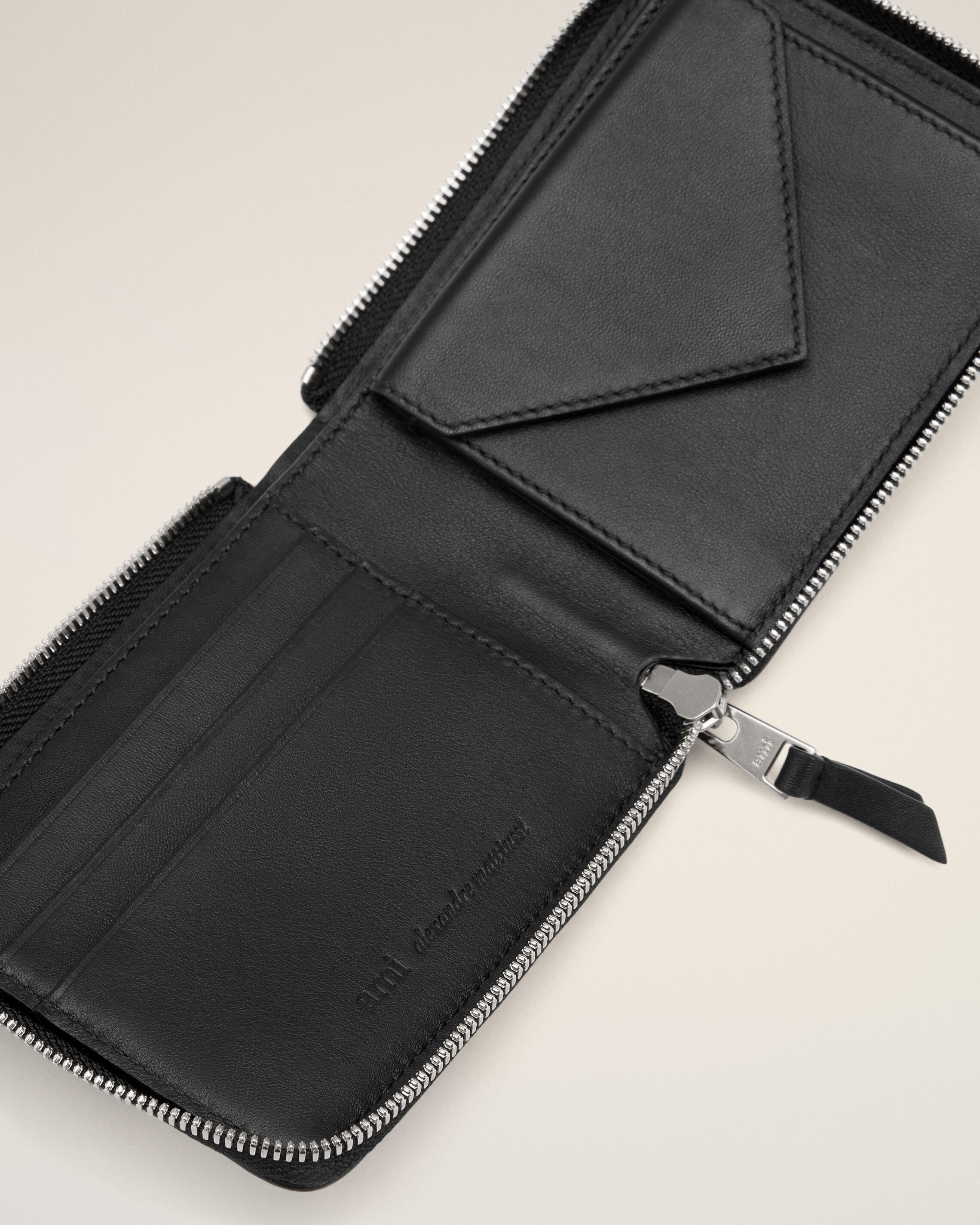 AMI アミ ラウンド財布 Ami De Coeur コンパクトウォレット ブラック スムースレザー Ami De Coeur コンパクトウォレット ブラック