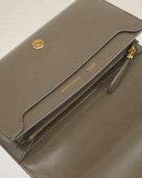 USL709.AL0139.0516_F_3