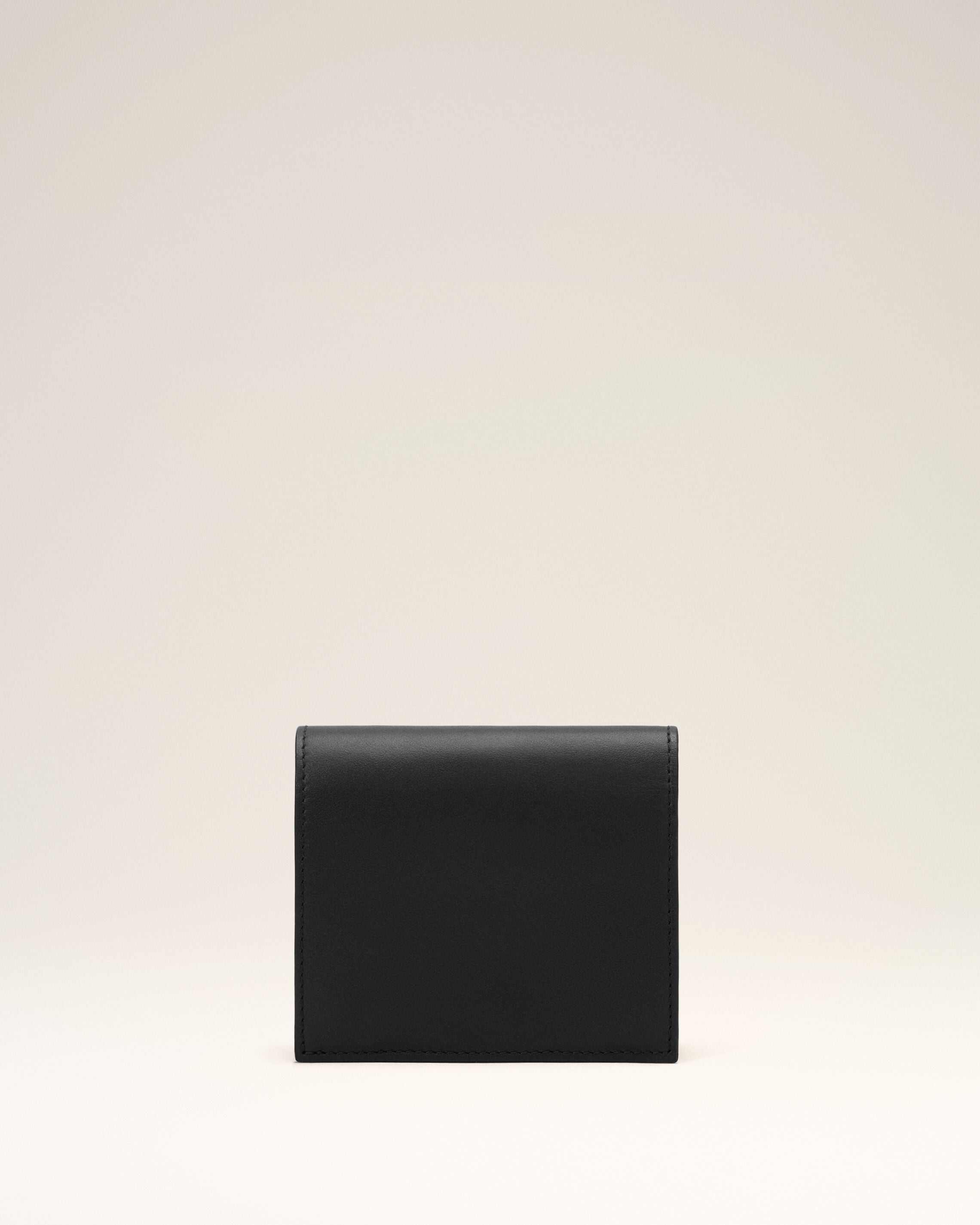 Black cowhide leather bifold wallet with Ami de Coeur - 2