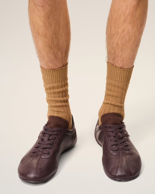 バーガンディ スムースレザー Step ロートップ スニーカー - 2 - Ami Paris