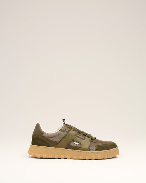 Green Smooth Leather Low Top A Walk Sneakers - 4 - Ami Paris