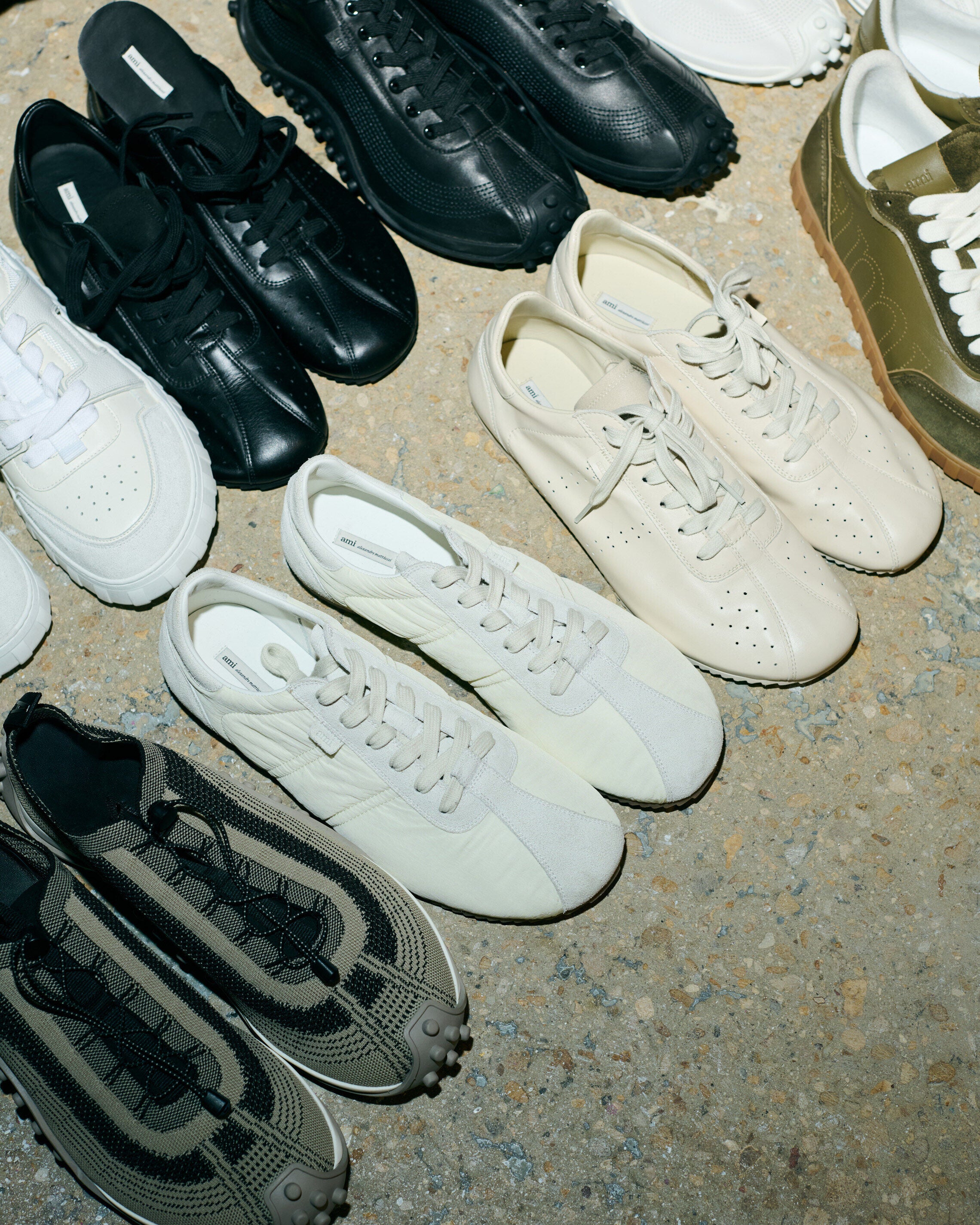 TAUPE BEIGE/BLACK Beige Knit Mirage Sneakers | Ami Paris