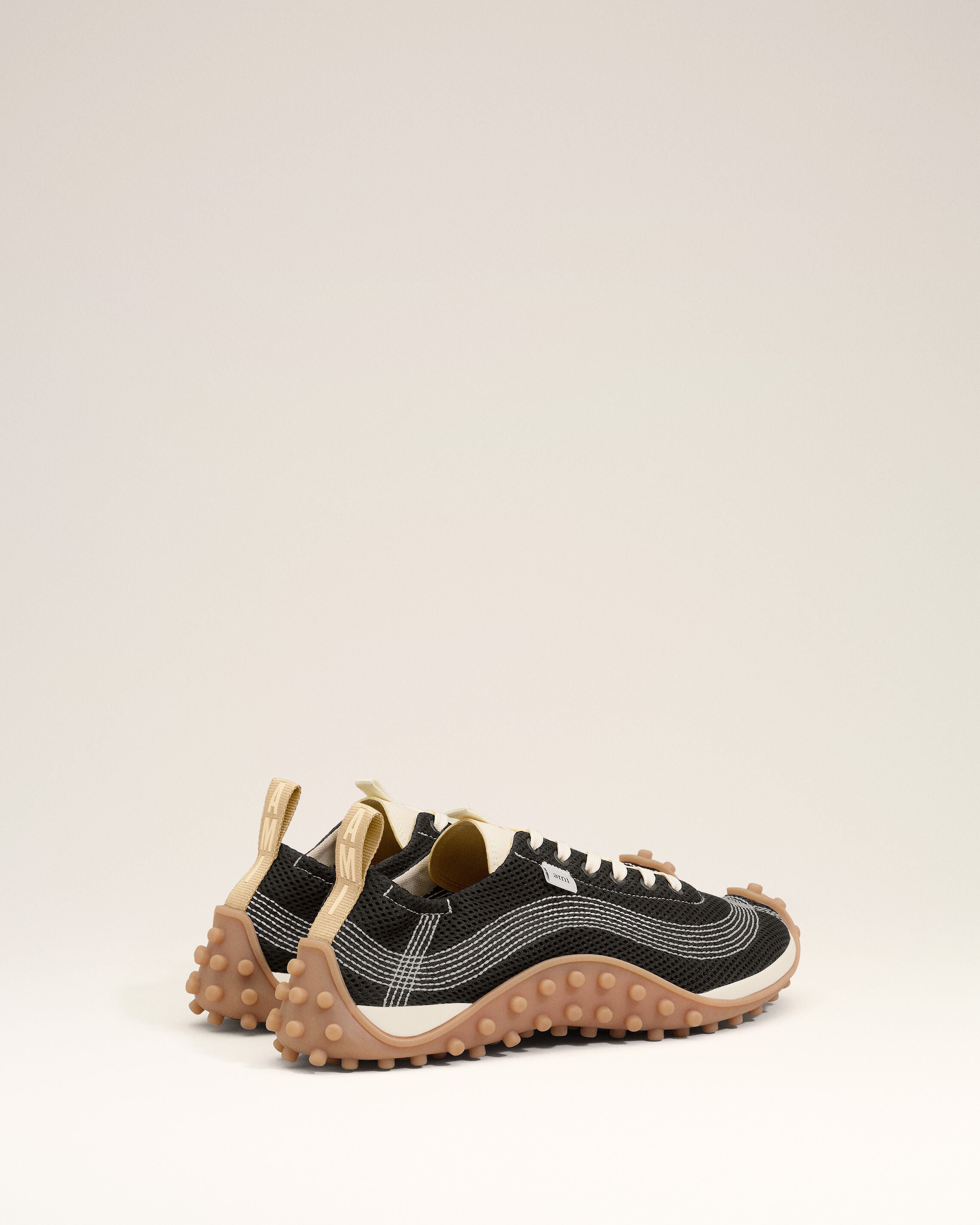ブラック メッシュ Mirage ロートップ スニーカー | AMI PARIS
