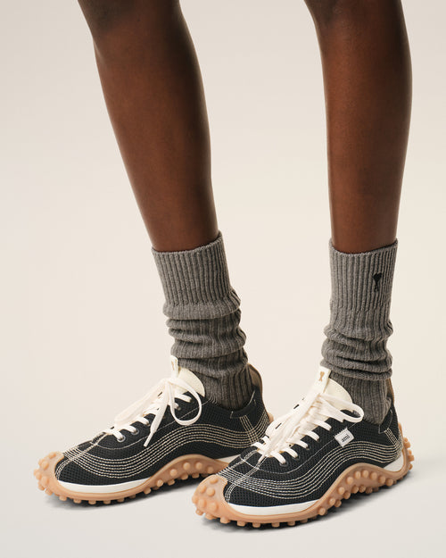 Zapatillas Mirage de malla negras - 4 - Ami Paris
