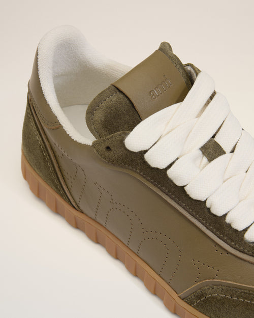 Sneakers Step Vertes en Cuir De Vachette - 5 - Ami Paris