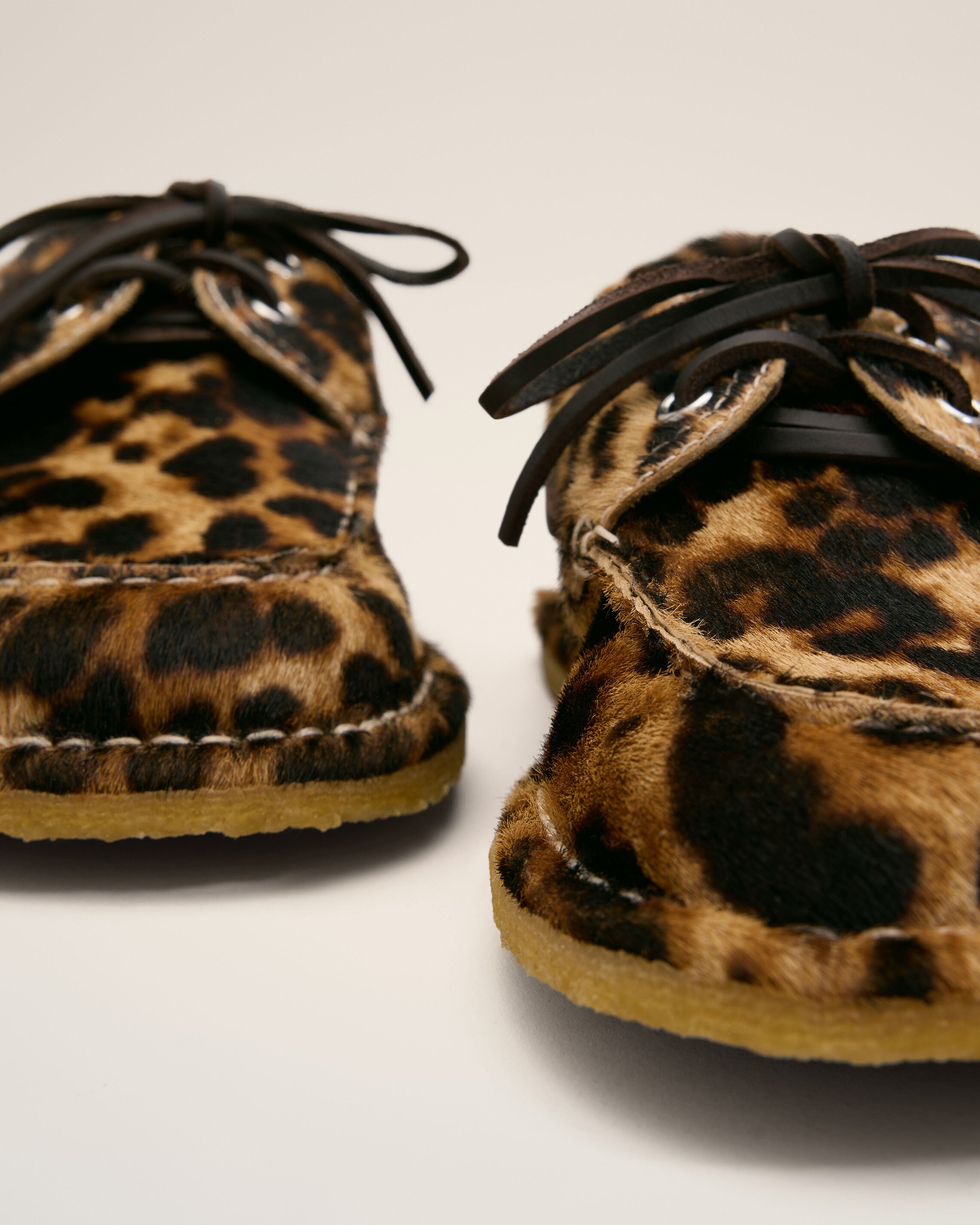 Leopard printed cowhide leather boat shoes - 5