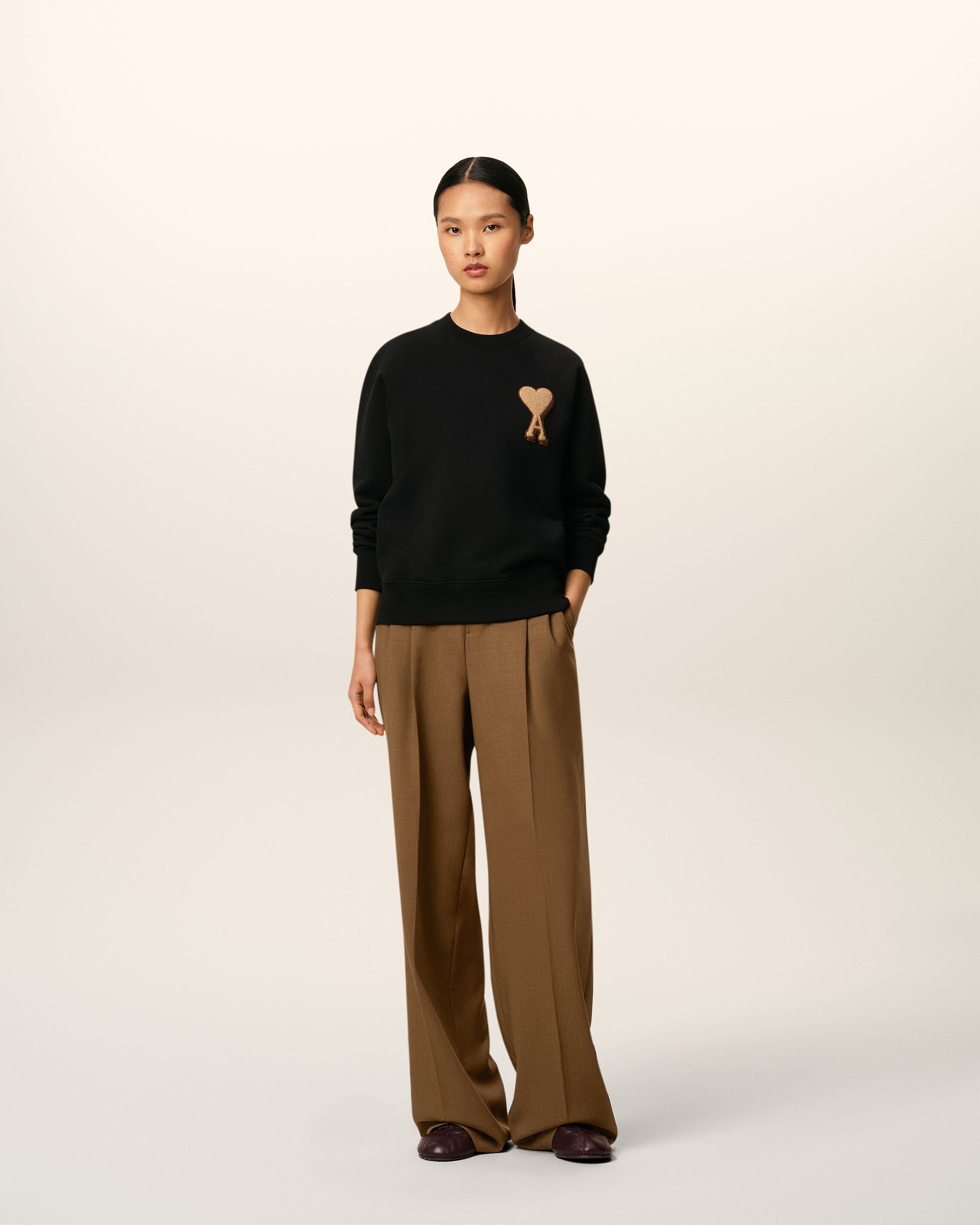 ✩ Ami ✩ BLACK Black Cotton Ami De Coeur Sweatshirt | AMI PARIS