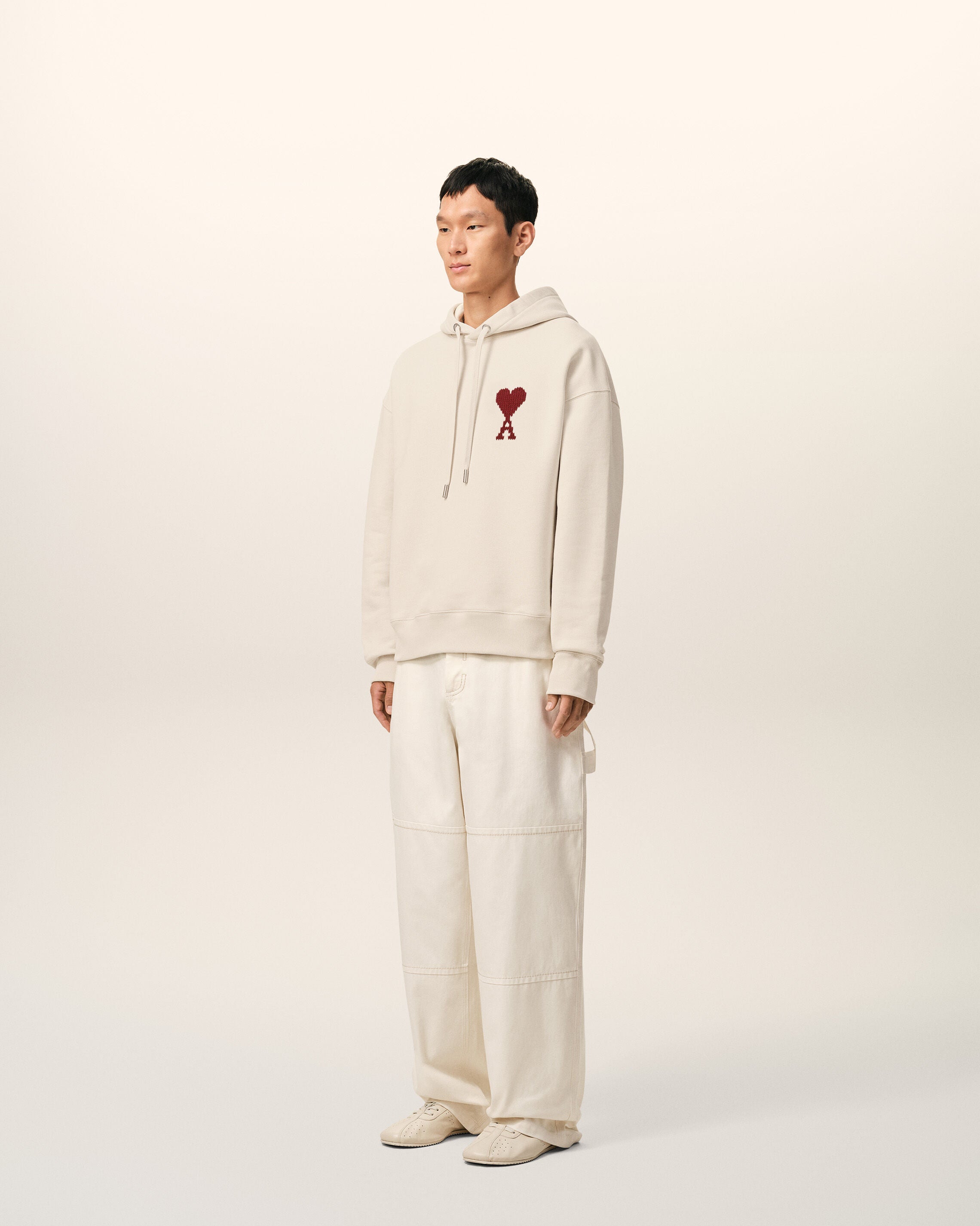 amiparis クリーム色 フード付きパーカー ハート刺繍 AMIPARIS] クリスタル ハート ロゴ フード ☆ UNISEX ☆ (AMI PARIS