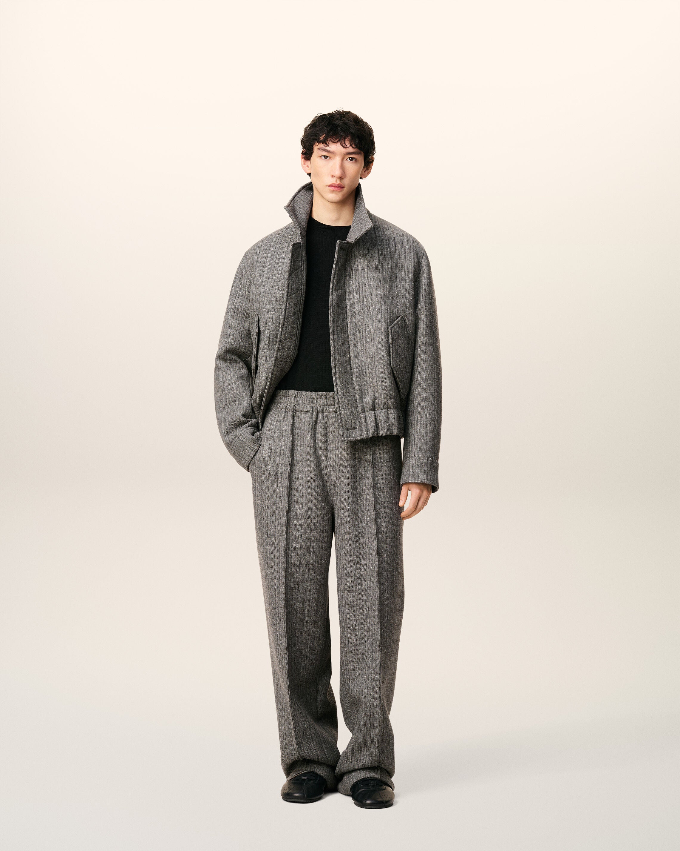 美品 Ami paris ウール ストレート スラックス　パンツ　アミ acne 351205600_1.jpg