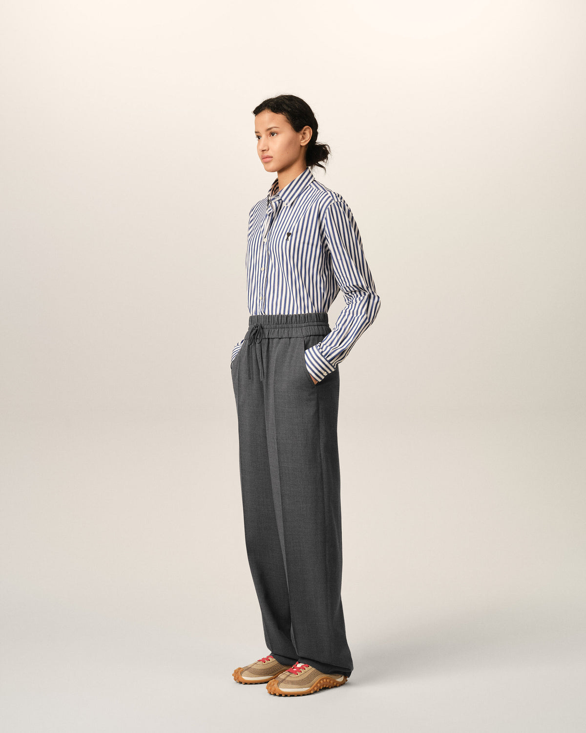 Pantalon gris en laine taille élastiquée - 13