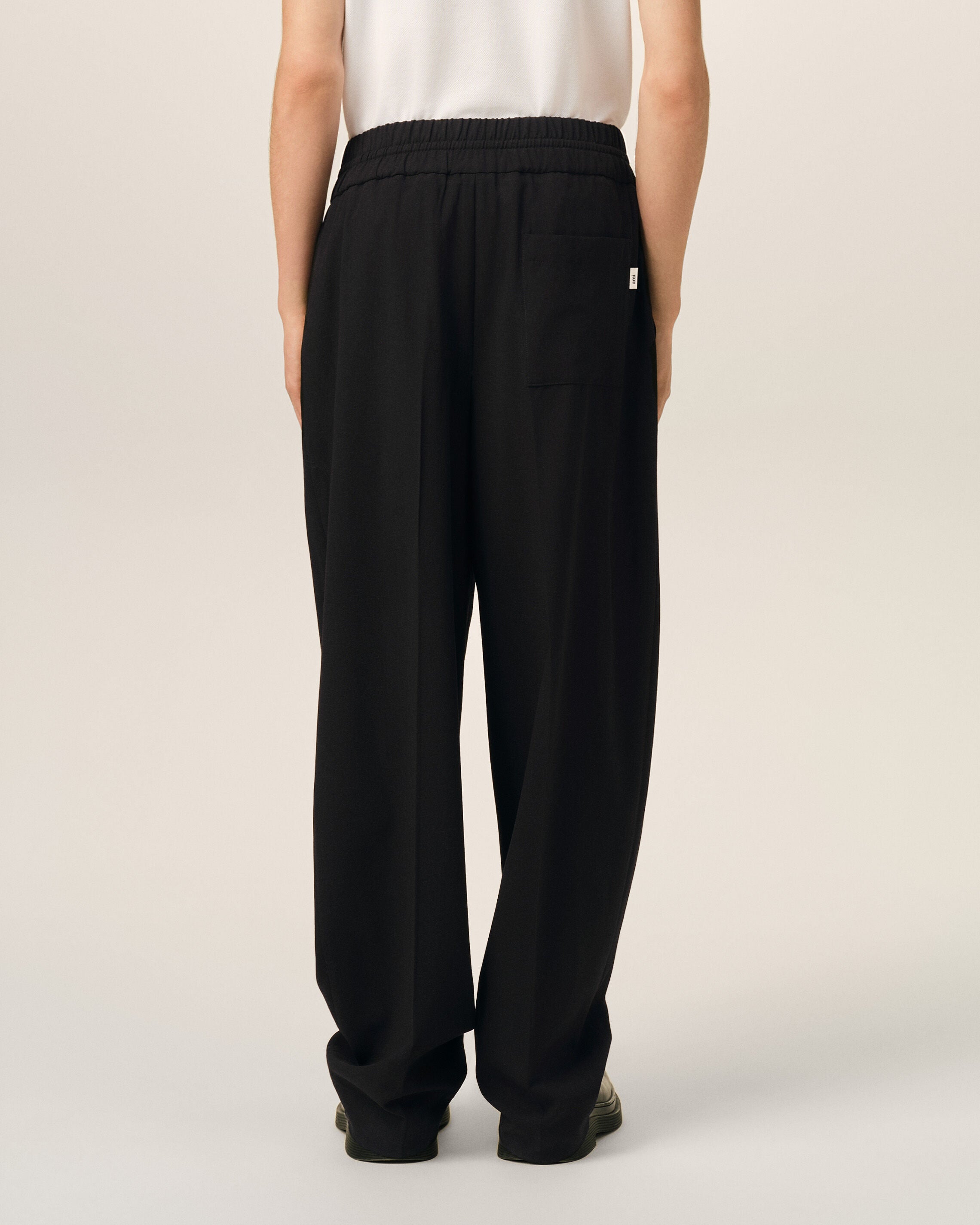 Black elasticated-waist wool trousers - 4