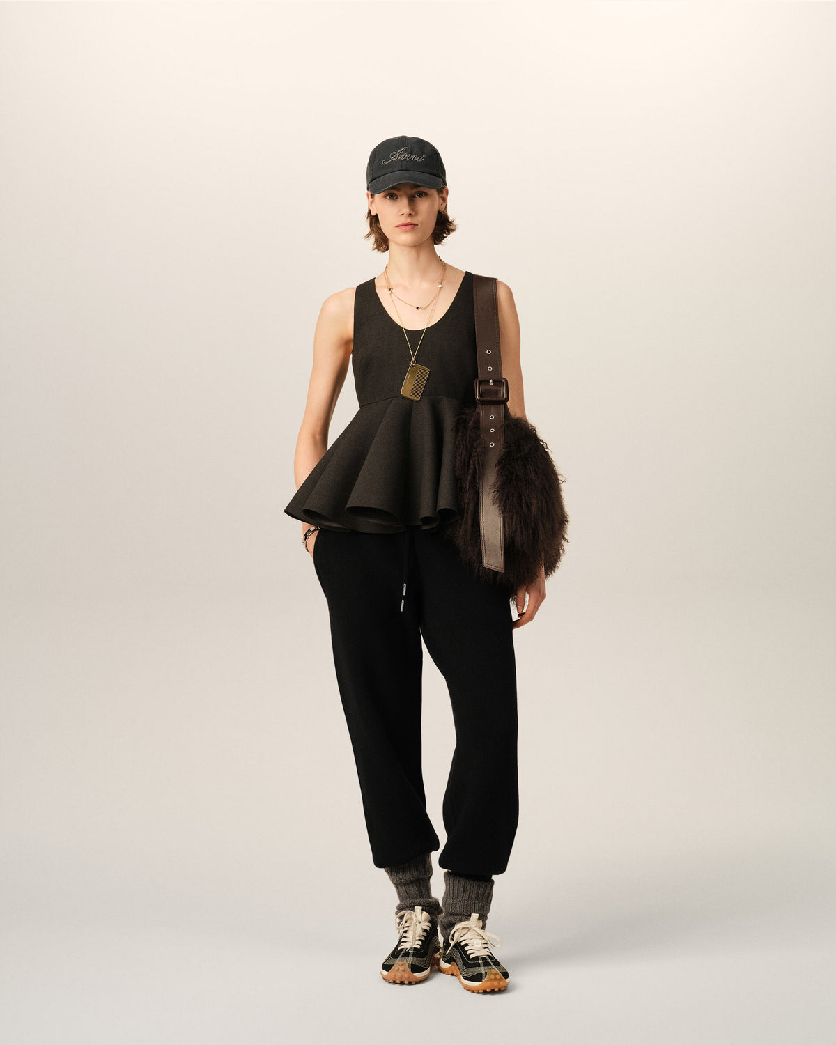 Black wool track pants - 9