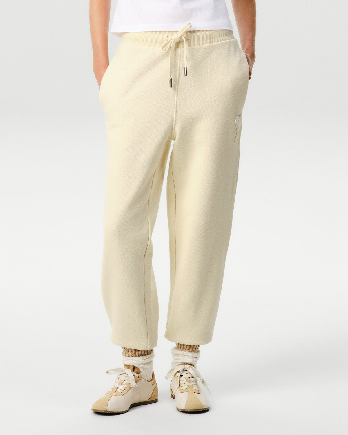 White cotton trackpants with Ami de Coeur patch - 9