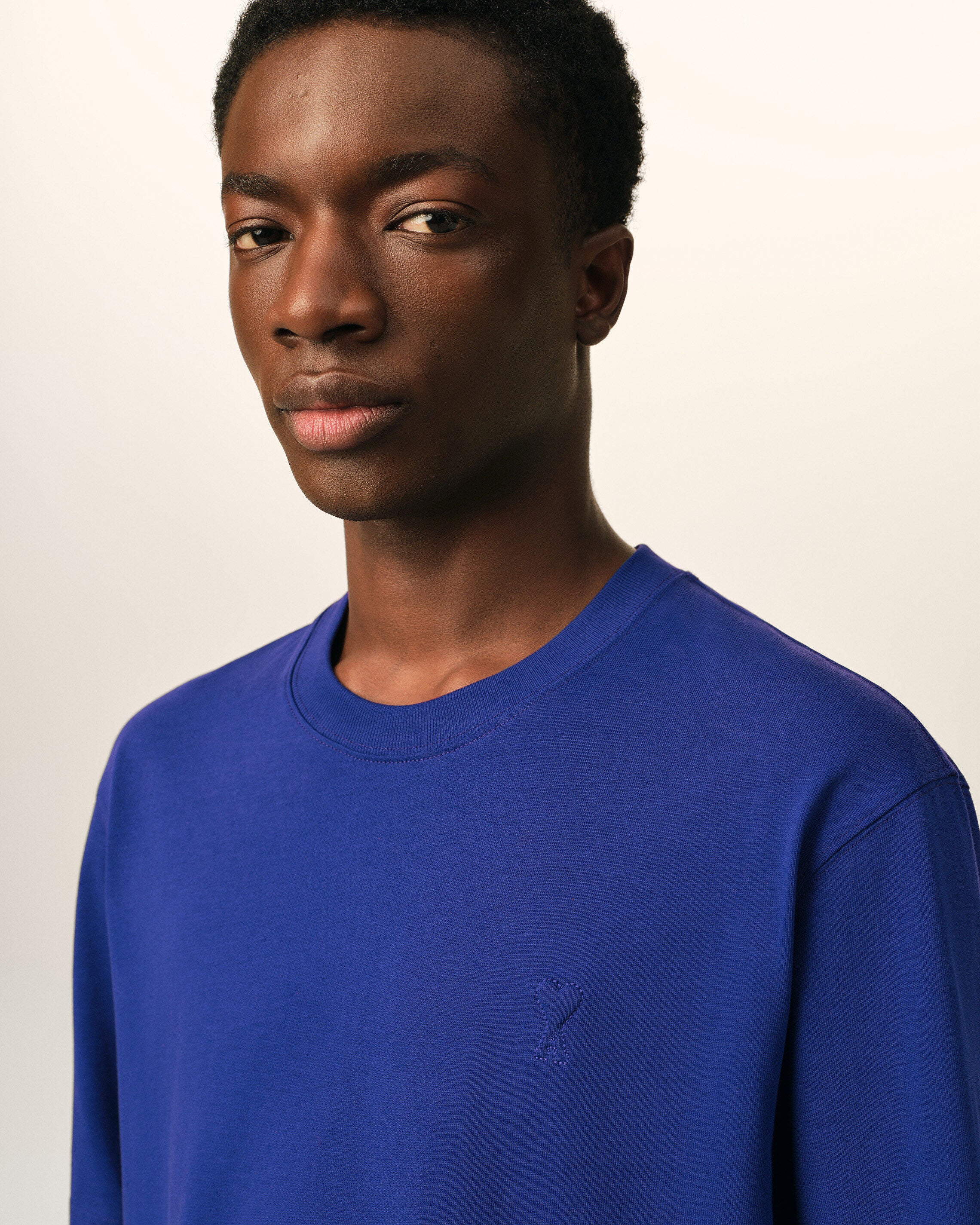 T-shirt bleu en coton Ami de Coeur embossé - 4