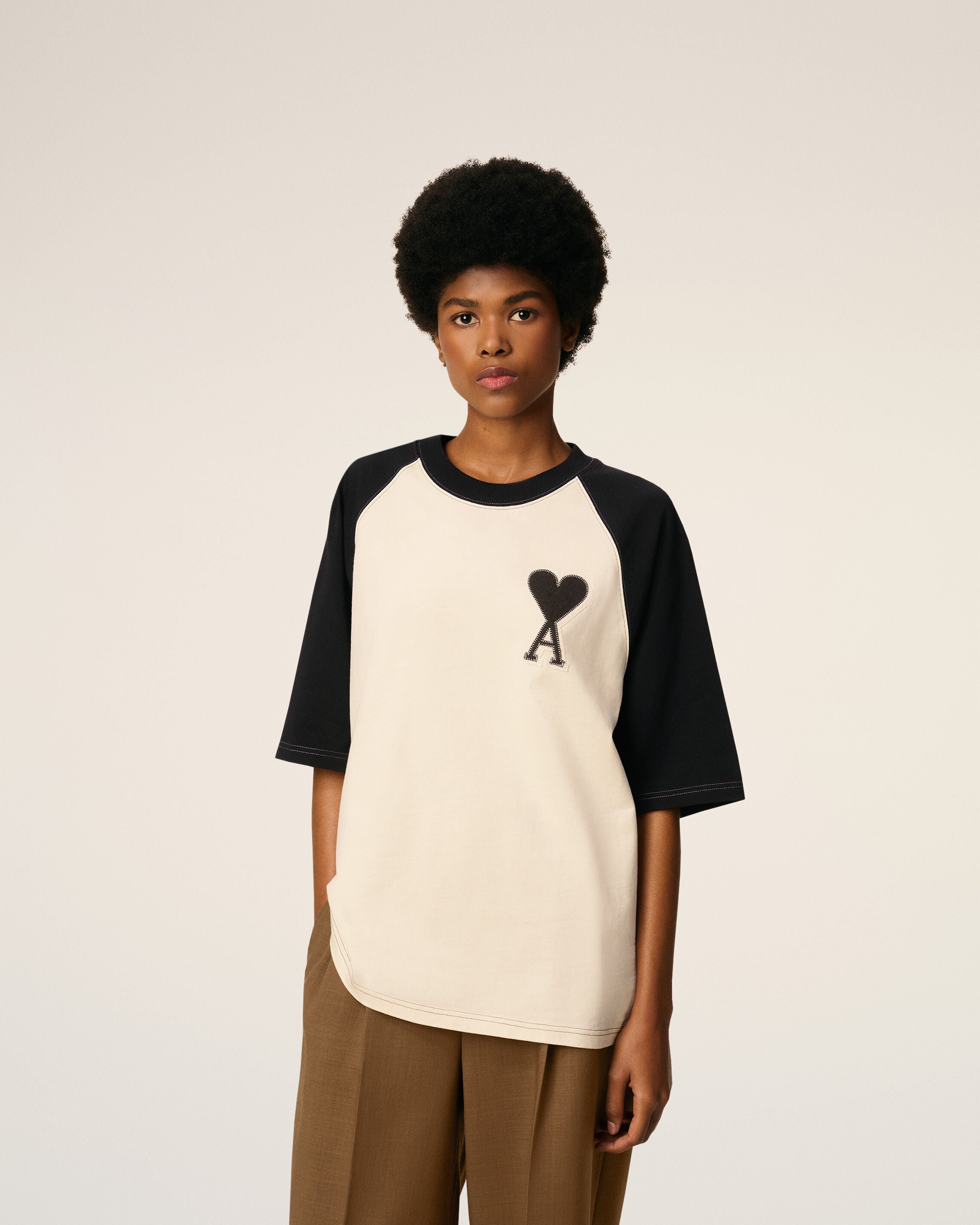 24SS AMI DE COEUR キャンプカラー ショートスリーブ シャツ AMI PARIS Ami de Coeur キャンプカラー ショートスリーブ シャツ – Vi