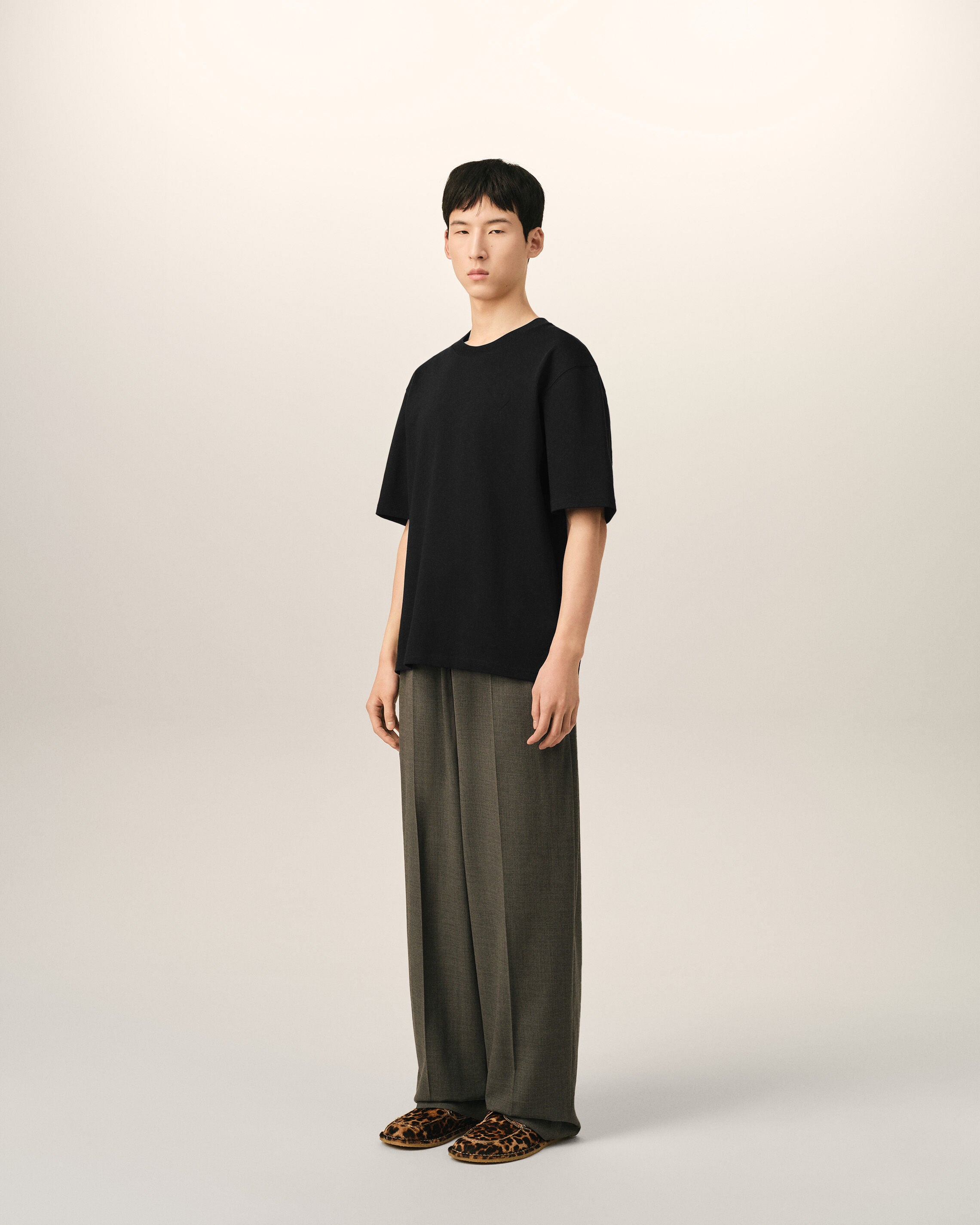 Camiseta negra de algodón Ami de Cœur en relieve - 6