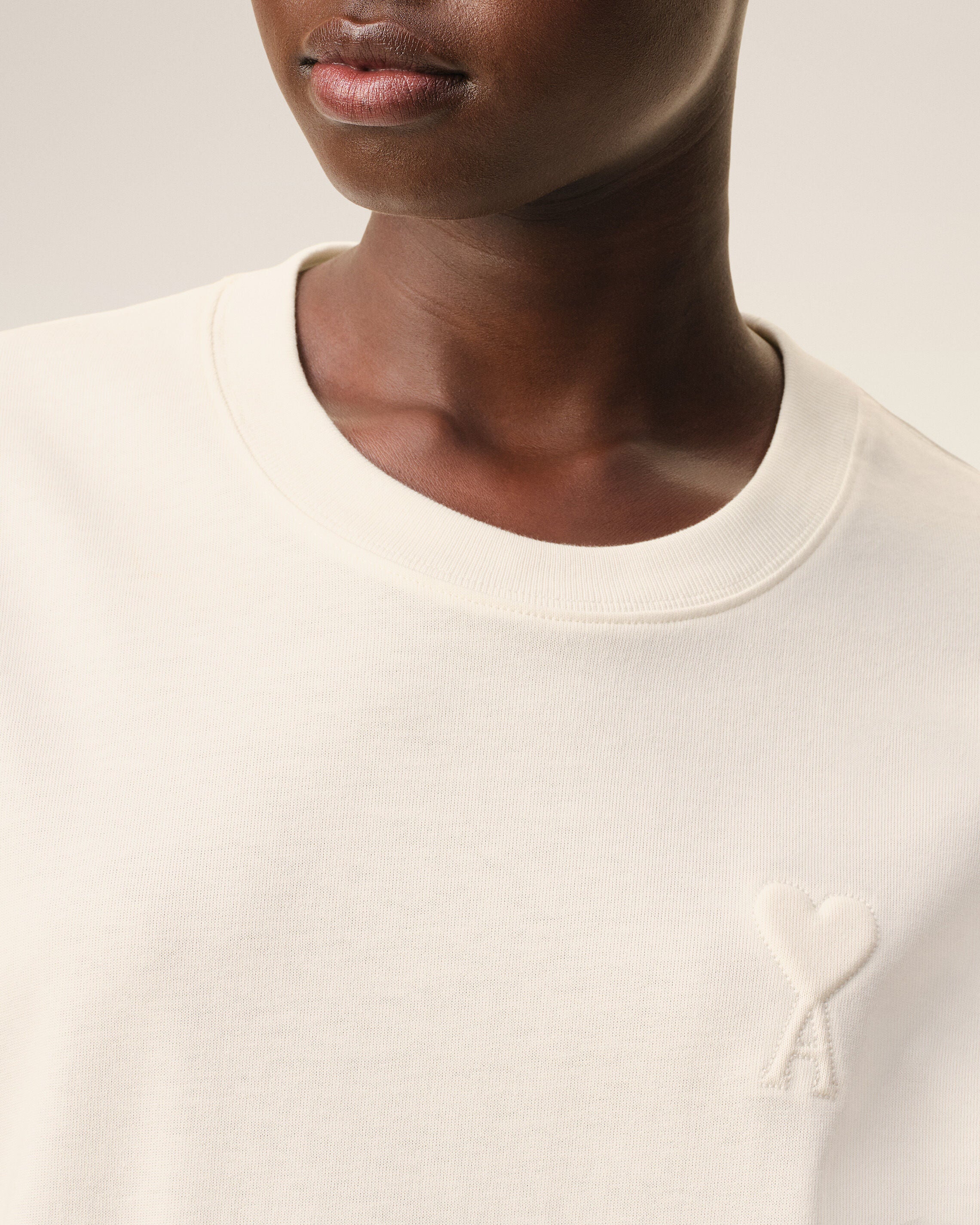 T-shirt Blanc Ami De Coeur Embossé en Coton - 10